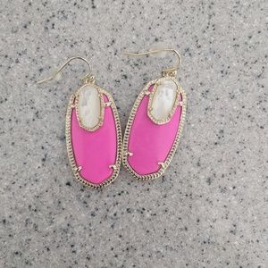 Kendra Scott Emmy